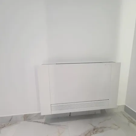 Luxury 2br At Delijorgji Complex Apartament